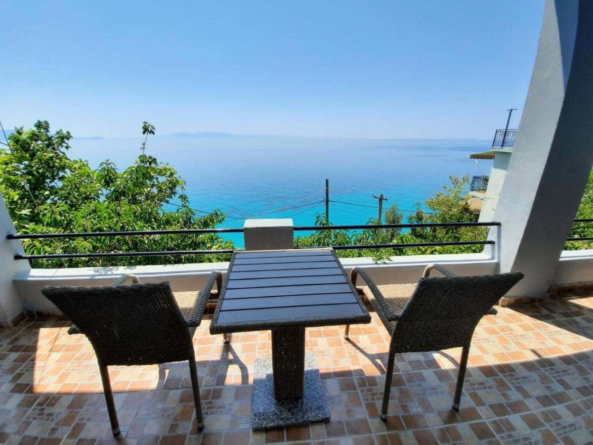 Blue View Hotel Qeparo Ngoại thất bức ảnh